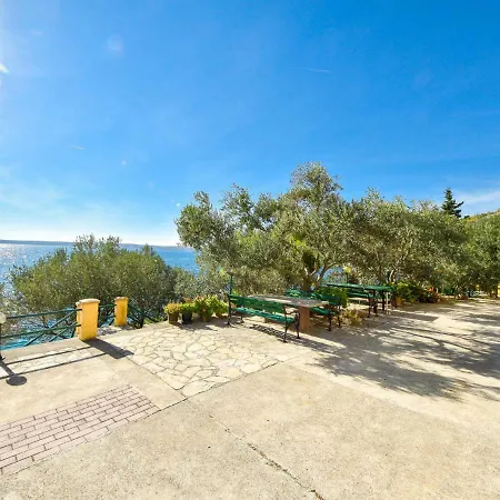 Vukic-4 Apartment Tribanj-Kruscica