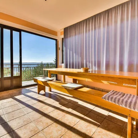 Apartment Vukic-4 *